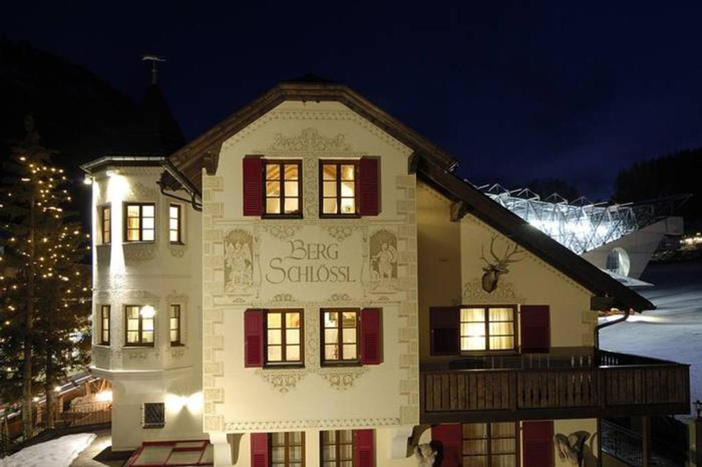 Das Bergschlossl - Very Special Sankt Anton am Arlberg Exterior photo